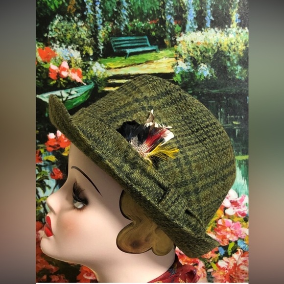 Vintage Ladies’ Green Twill Biltmore the Master Hat of Canada - Picture 4 of 8